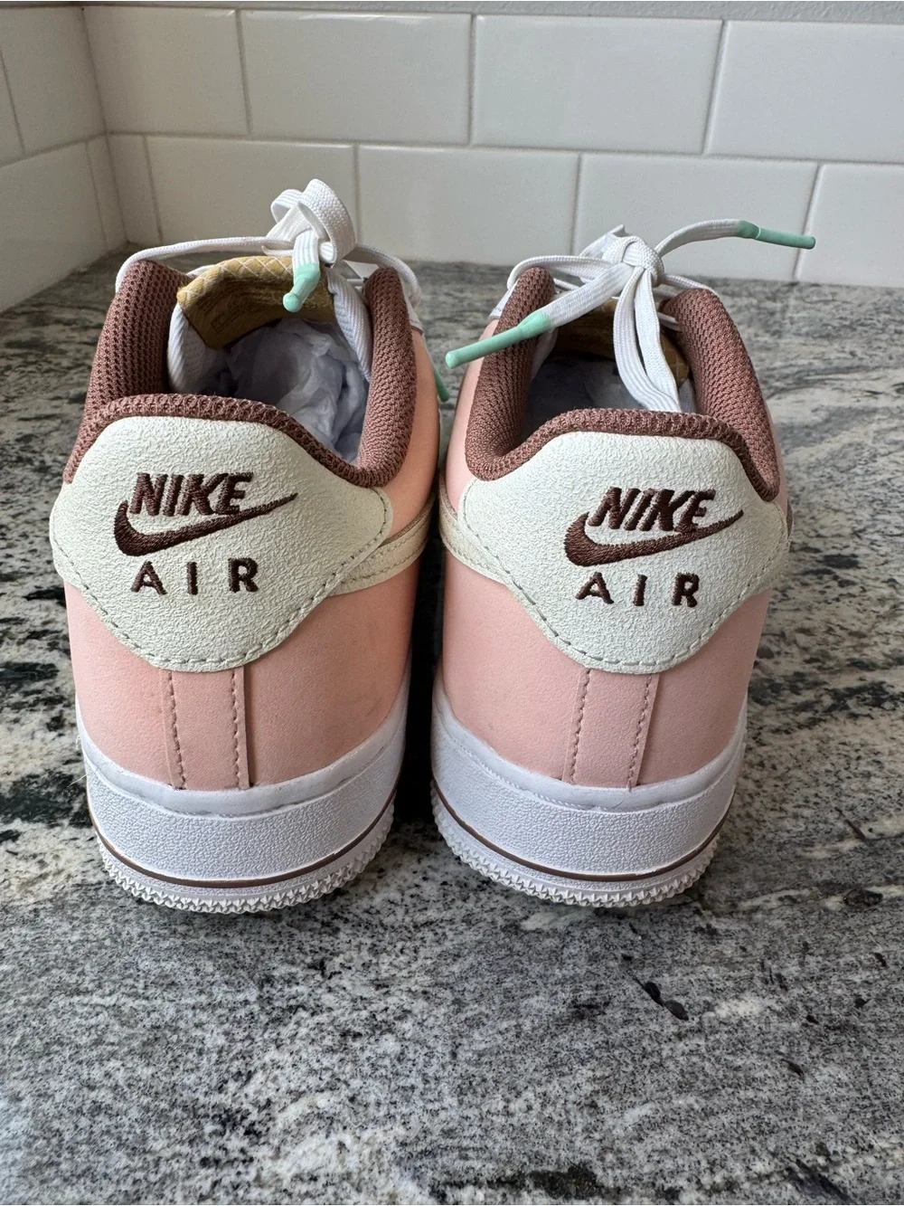 Nike Air Force 1 Low LV8 